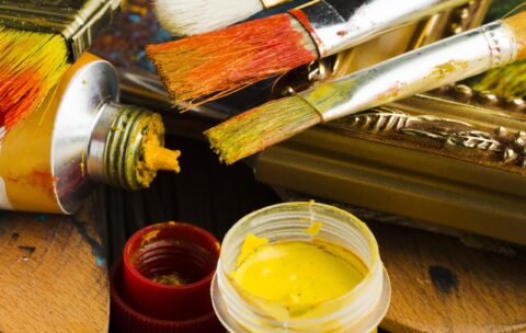 high-view-coloured-paint-brushes-close-up